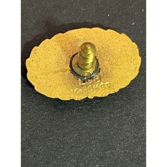 Lipton 10K GF Service Pin Lapel/Hat LGB Clover - Picture 3 of 3